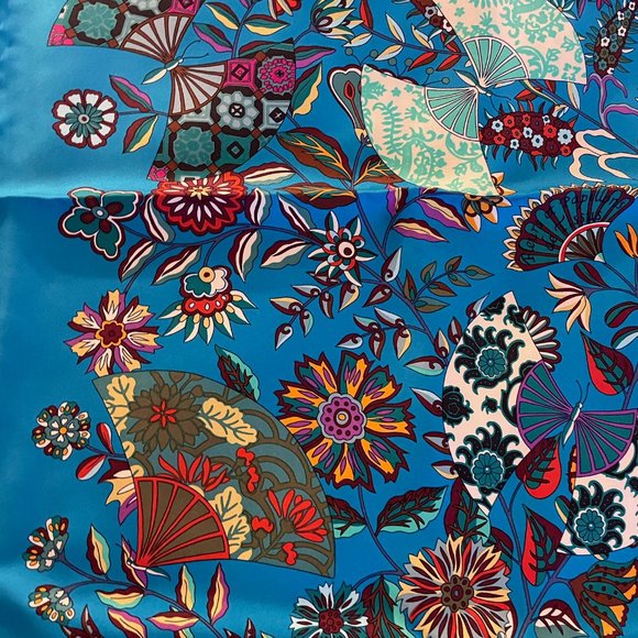 Hermes Scarf - Never Worn - Picture 8 of 15